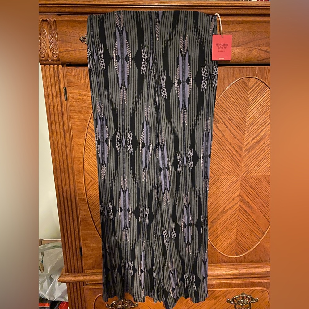 Mossimo ladies slacks , wide leg , NWT small